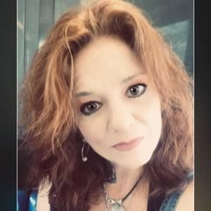 Meet your Posher, Bobbie